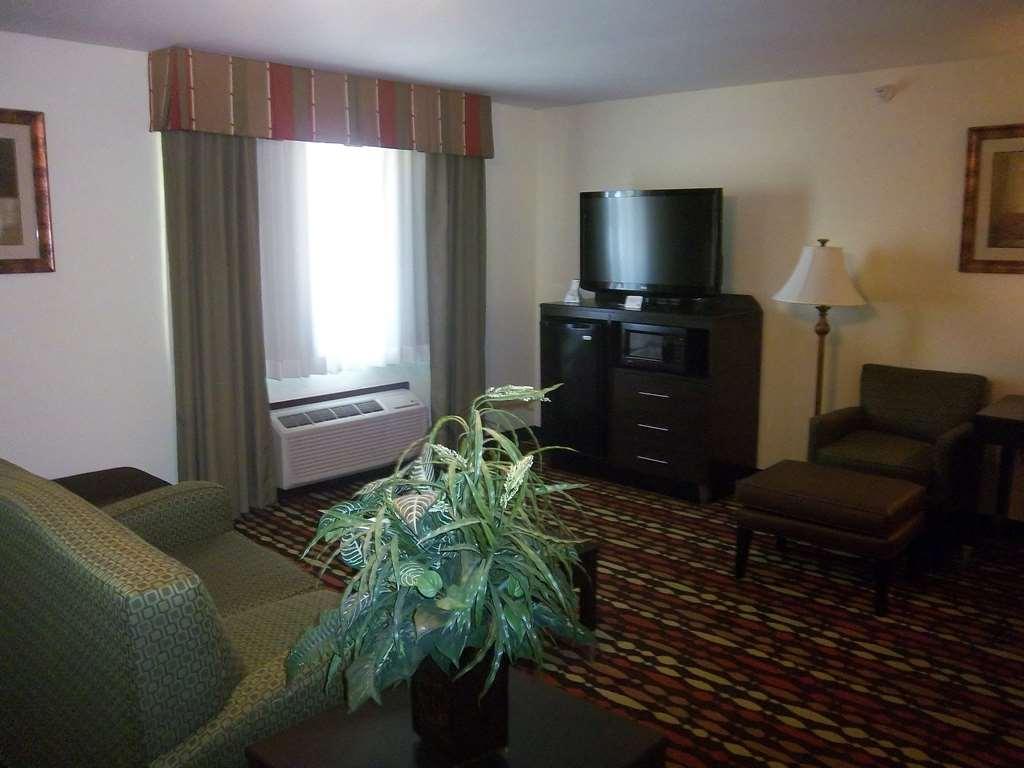 Best Western Greentree Inn & Suites Moore Habitación foto