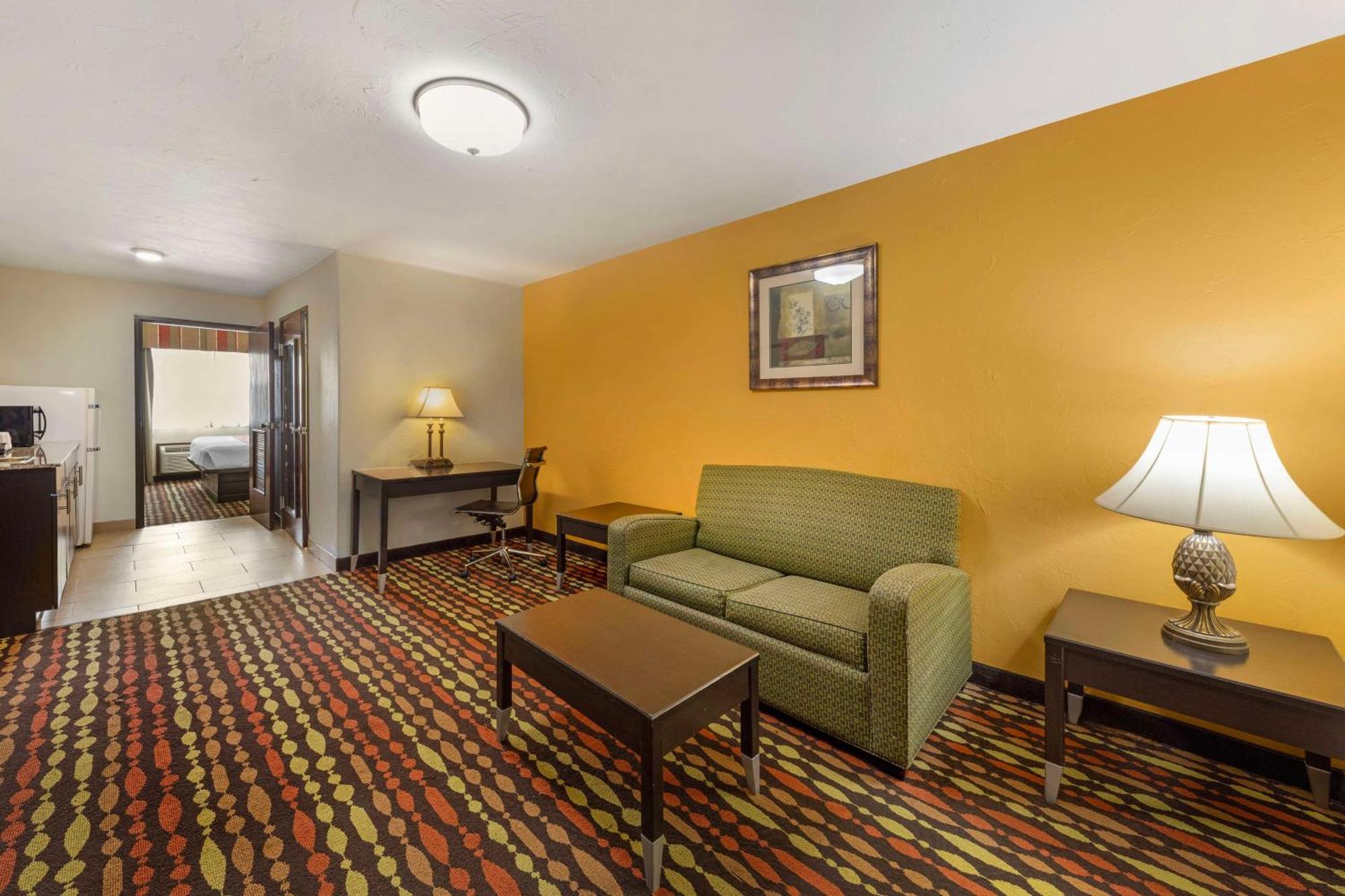 Best Western Greentree Inn & Suites Moore Exterior foto